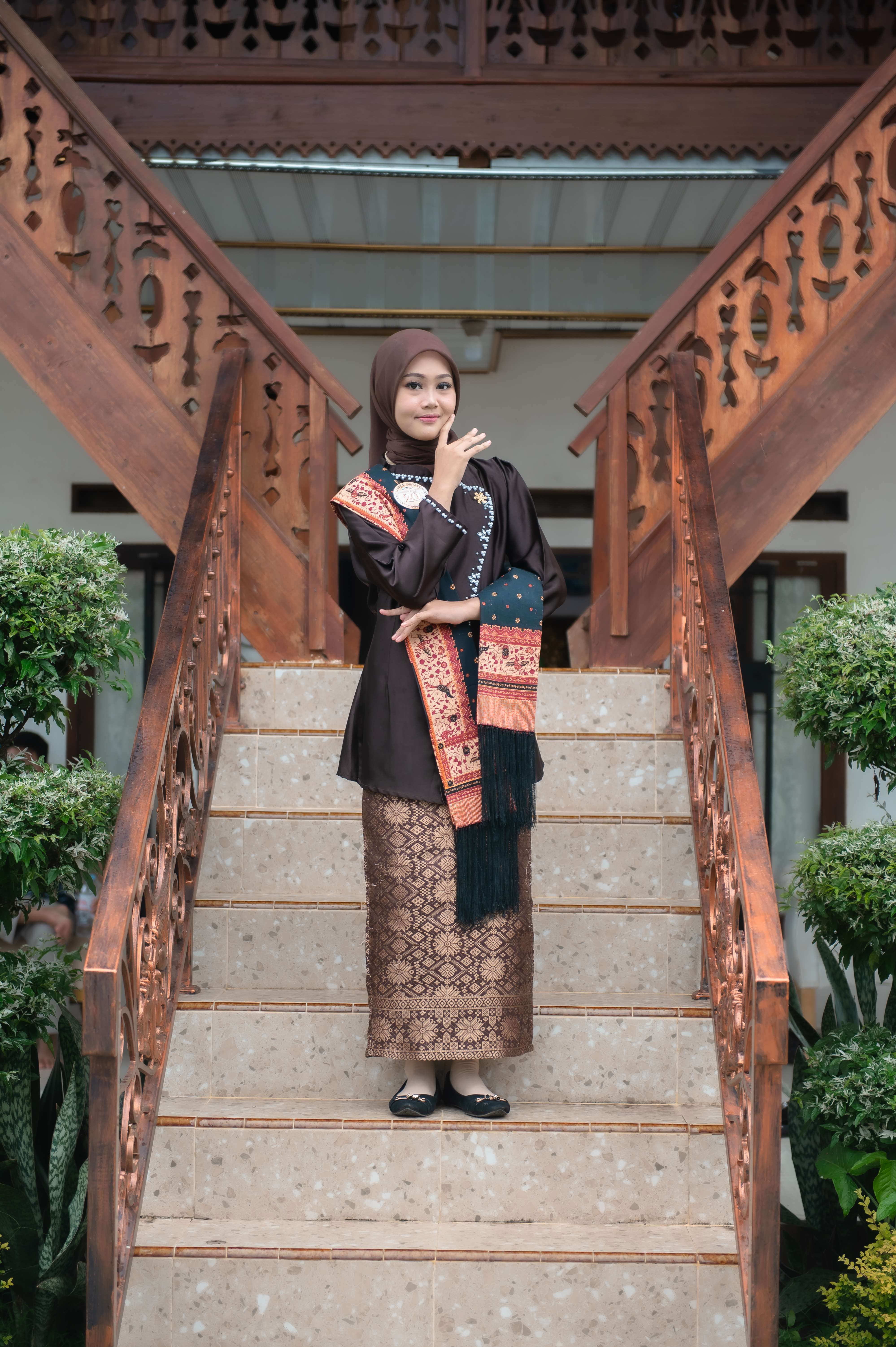ZAHRA SYATIRA